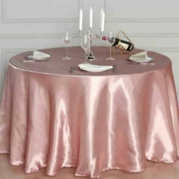 Other - 108" Round blush table cloth